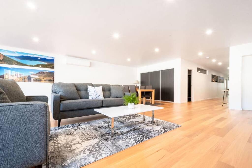Central Modern 2 Bedroom With Wifi Launceston Ngoại thất bức ảnh